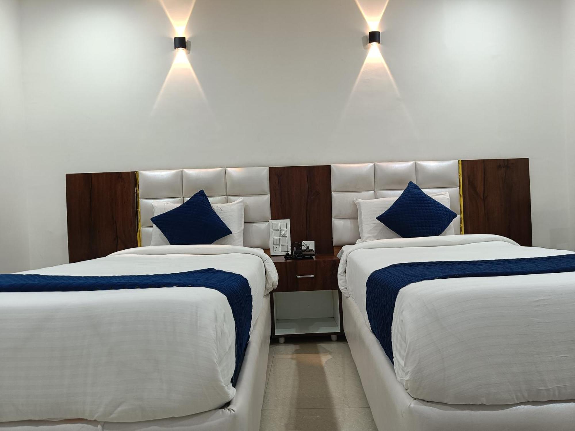 Hotel Skyland Warangal Exteriér fotografie