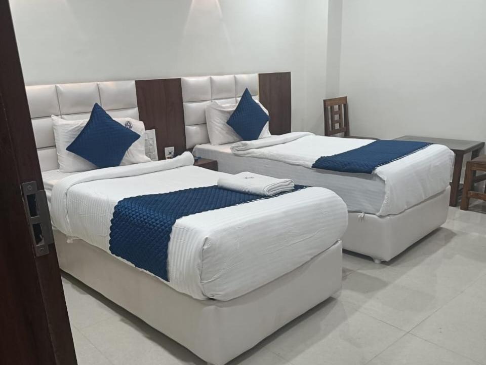 Hotel Skyland Warangal Exteriér fotografie