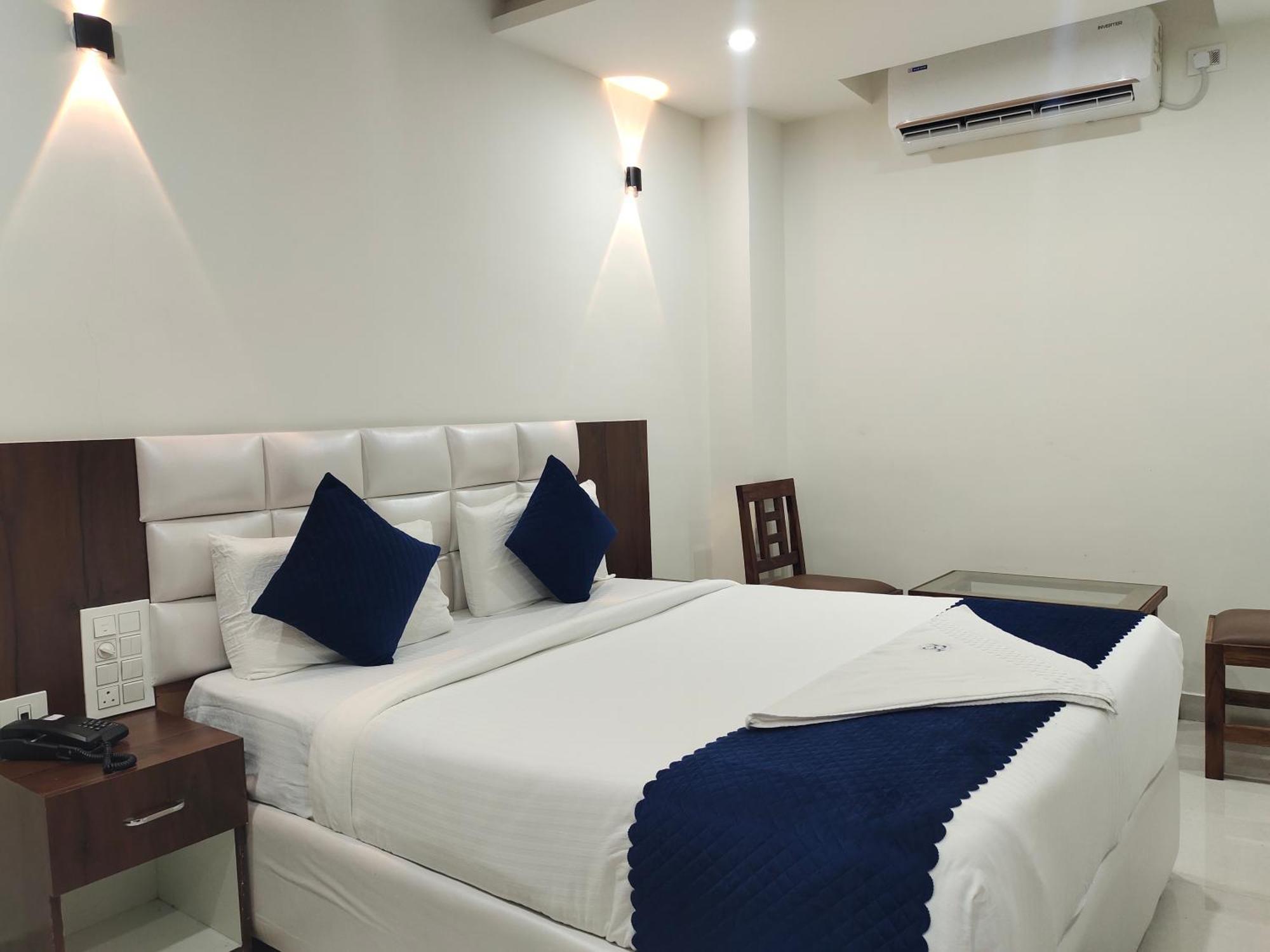 Hotel Skyland Warangal Exteriér fotografie