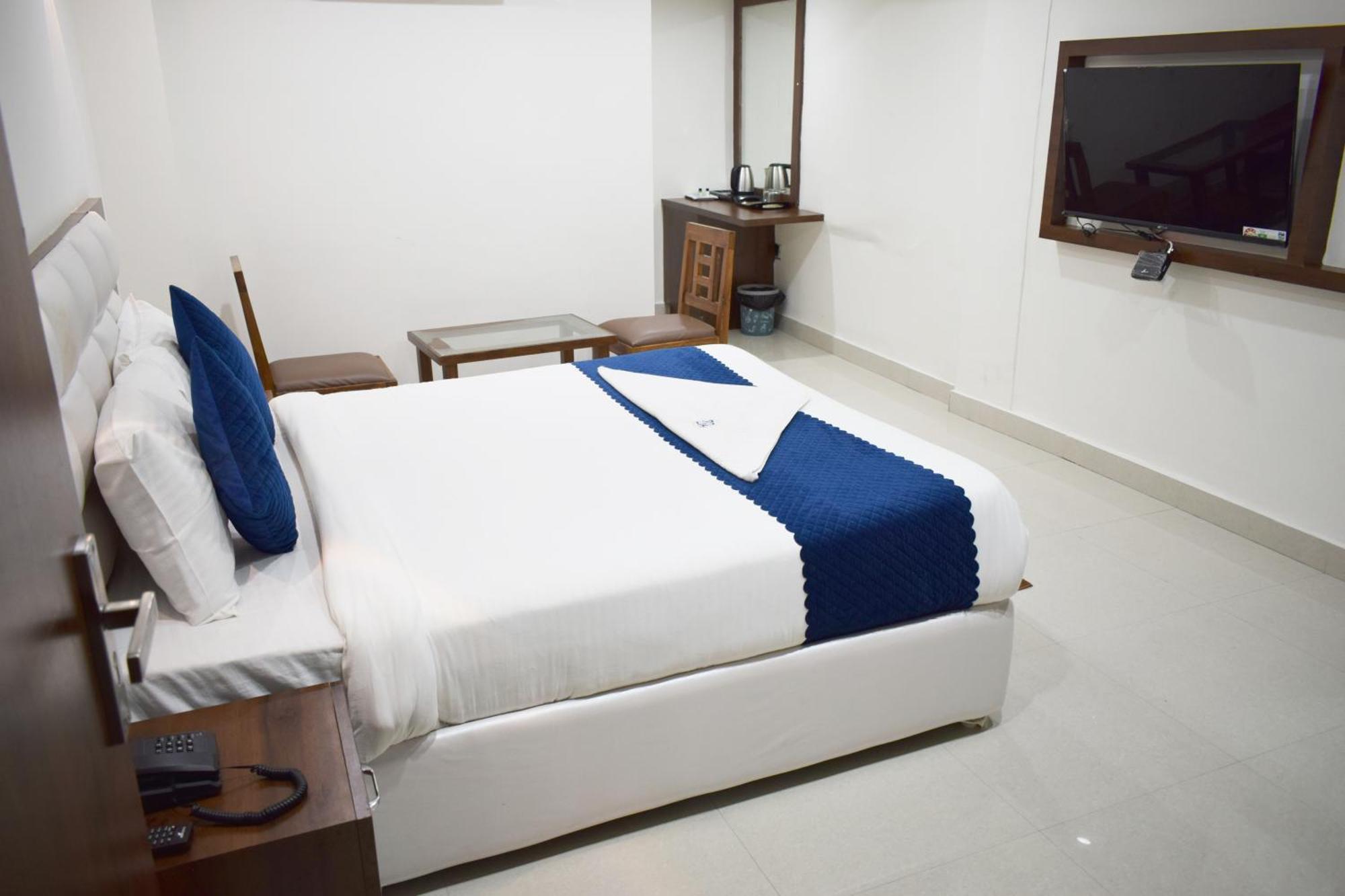 Hotel Skyland Warangal Exteriér fotografie